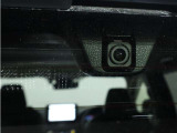 リヤ用ドライブレコーダー装備!これがあれば、相手方が危険運転をしてきた場合などでも客観的に証明でき、事故や事件の直接的な証拠の確保にも生り得ます。