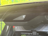 【トヨタセーフティセンス】走行中に前方の車両等を認識し、衝突しそうな時は警報とブレーキで衝突回避と被害軽減をアシスト。より安全にドライブをお楽しみいただけます。