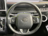 【純正革巻きステアリング】上質な革を使用することで、手にしっかり馴染みとても運転しやすいハンドルです♪