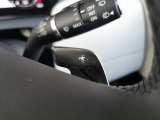 【パドルシフト】運転席から任意で、変速を自由自在に操ることができます。