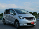 フリード 1.5 X サイドリフトアップシート 4WD 