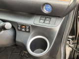 両側電動スライドドア付きです
