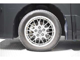 当店は全車『ロングラン保証』付!(1年間、距離無制限 HV車はHV保証付) 別途延長保証もご用意しております♪ ぜひ現車を確認にご来店ください