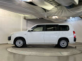 「中古車ハイブリッド保証」ハイブリッド機構を無償で保証します。保証期間は、初度登録年月から10年、またはロングラン保証が終了後3年間。ただし累計走行距離が20万km以内です。