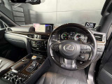 LX 570 ブラック シークエンス 4WD 