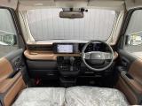 広々とした視界を体感できます。運転が楽しくなりますね。
