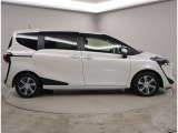 選ぶなら、トヨタの安心U-Car!![安心1]「まるごとクリーニング」でキレイで気持ちいい![安心2]「車両検査証明証」でクルマの状態がひと目でわかる![安心3]「ロングラン保証」で買ってからも安心!
