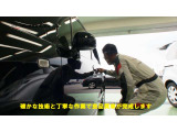 エンジンは車の心臓部分です。このエンジンルームが汚いとトラブルの基になります。当店は専用の液剤を使って徹底的に綺麗にします。