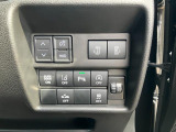 パワースライドドアなど各機能のスイッチは運転席から操作ラクラク。