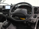 運転席廻りです。