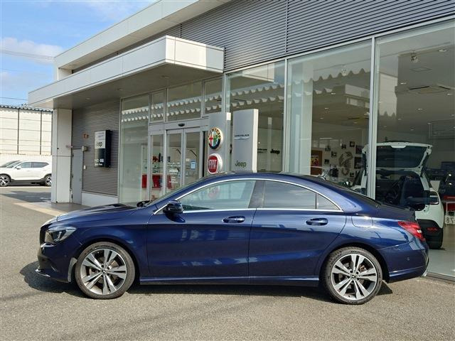 メルセデス・ベンツ CLAクラス CLA220 4マチック 4WD の中古車詳細
