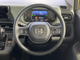 【ステアリングスイッチ】運転中、前方から目線をそらすことなく、オーディオ等の操作が可能な便利機能!安心&快適なドライブを演出してくれます♪