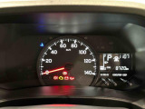 シンプルで大きく見やすい単眼メーター&平均燃費等のさまざまな車両情報が表示できるマルチインフォメーションディスプレイ