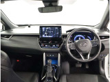 オシャレなインテリアで運転する気分も盛り上がりますよね^^