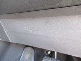 ニーエアバック(ひざ下)は運転席正面下からの衝撃を軽減します♪♪