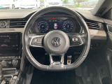 良い意味でVWらしくないArteon。ファミリーカーの枠を超越したデザイン、最新の装備、今までにないVWを皆様に。