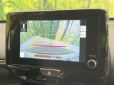 【バックカメラ】駐車時に後方がリアルタイム映像で確認できます。大型商業施設や立体駐車場での駐車時や、夜間のバック時に大活躍!運転スキルに関わらず、今や必須となった装備のひとつです!