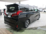 自動車保険も取り扱っております。この機会に保険を見直しましょう♪