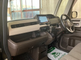 当店は奉仕と信頼をモットーに、お客様に喜ばれる良質な車輛の販売をさせて頂いております。良質が故に万が一の売り切れの際はご容赦下さい。