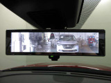 スマートルームミラー付きで後部座席に乗車してても後方がしっかり見れます