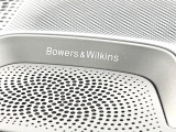 ●BowersWilkiサラウンドシステム:ハイエンドオーディオ専門メーカーが手掛ける車専用のプレミアムスピーカーを装備。多数のスピーカーから、音の粒立ちまで分かる高品質な音楽をお楽しみいただけます。
