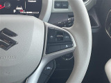 【レーダークルーズコントロール(全車速追従機能付】ミリ波レーダーと単眼カメラで先行車を認識し、車速に応じた車間距離を保ちながら追従走行を支援します。