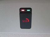 万が一のときのSOSコール。事故や急病時等にボタンひとつで専門のオペレーターに接続。警察や消防への連携をサポートします。別途お申し込みが必要です