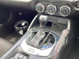 MTモード付です!MT感覚でシフトチェンジできます。MT車が少なくなってきた現在に面白さを取り入れた装備です。走る歓びを!