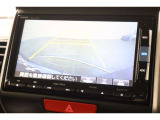 バックカメラが装備されており、後方の安全確認はもちろんのこと狭い場所での駐車や雨の日・夜間など視界の悪いコンディションでのストレスの軽減にもなります!