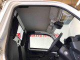 中古車販売に関する正しい知識を持ちお客様の信頼を得られるように努力しております。