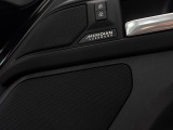 MERIDIANは英国のプレミアムオーディオブランドです。重低音から高音域までしっかりと再現でき、コンサートのような臨場感溢れる音響空間を実現します。どうぞ店頭にてご体感ください。