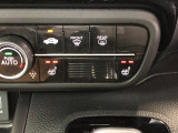 【シートヒーター】スイッチを押せば、座面と背もたれで体を温めてくれます♪
