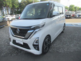 【納車前点検】法定12ヶ月点検+エンジンオイル&エレメント交換+ワイパーリフィル交換等を弊社整備工場にて実施。