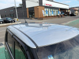 中古車という商品の特性ルーフには子キズや塗装しみ細かな凹み等があります