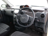運転席廻りです。