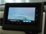 ◆バックカメラ◆リバースにするだけで映ります、後方の安全確認や、狭い駐車場での車庫入れ、雨の日や夜間など視界の悪い時に便利です!安全にバックする為には欠かせない装備です。