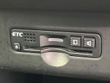 【ETC】高速道路の料金所をストレスなく通過!話題のスポットやサービスエリアに多い「スマートIC」利用時は必須のアイテムです。当店でセットアップを実施、ご納車当日からすぐにご利用いただけます!