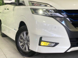 【LEDヘッドライト】悪天候や夜間走行時も良好な視界を確保し安心して運転できる高輝度LEDヘッドライトを装備!点灯速度が早く、消費電力も抑えられています。