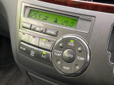 【オートエアコン】一度お好みの温度に設定すれば、車内の温度を検知し風量や温度を自動で調整。暑い&hellip;寒い&hellip;と何度もスイッチ操作をする必要はありません。快適な車内空間には必須の機能ですね♪