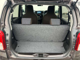 日常の使用に十分な広さの荷室です♪簡単な操作でシートアレンジもできます♪