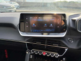 Apple CarPlay/Android Autotに対応したタッチスクリーン/Bluetooth接続/ハンズフリー通話/ミュージックプレイヤー接続