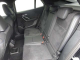 お車の車検や板金等も自社整備工場にて対応致しますので、ご安心下さい。お客様からのご来店、ご連絡をスタッフ一同心よりお待ちしております。