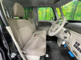 運転席シート廻りは使用感も少なく、良好な状態となっています。丁寧に使われていたことがよくわかりますね。