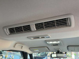 ルーフに取り付けたファンで空気を効率的に循環させることで室内空間の温度を均等に保ち心地良い車内♪