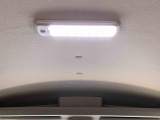 お車の状態をしっかりとお伝えするために1台の車両に付き40枚以上の画像を用意しております。外装はもちろん、室内の装備やお車の特徴などごらんください。