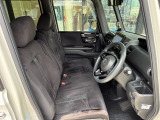 運転席の画像です。