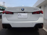 BMW正規販売店のお車は、全てのお車にBMW認定中古車保証書が発行されます。保証約款もございますので、保証内容が明確でございます。お客様にご安心してお乗り頂けますよう、全力でお客様をサポート致します。