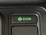 ★ECONスイッチ★ エコドライブを加速しよう!スイッチをONにすると、運転の仕方によるロスを抑え込み燃費をよくするようクルマが頑張ります(*^ー^*)燃費向上にチャレンジ♪