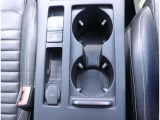 系列店《Volkswagen久留米、博多認定中古車センター》でのお車でもご案内可能です。