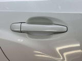 当社の展示車は全車両に第三者機関のAISにて車両状態を検査しております☆修復歴の有無は勿論、内外装のの交換歴や現状のダメージの有無を正確に表示☆品質検査表もあります☆